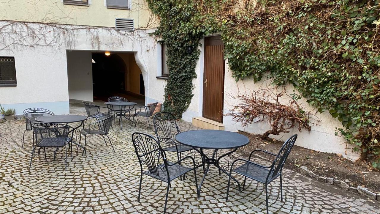 Hotel Goldener Loewe Zeulenroda-Triebes Kültér fotó