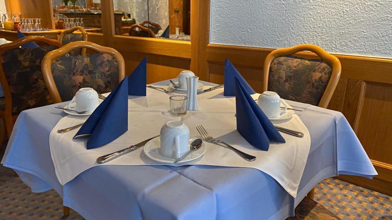 Hotel Goldener Loewe Zeulenroda-Triebes Kültér fotó