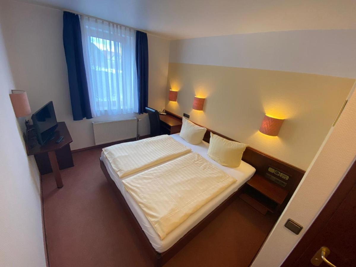 Hotel Goldener Loewe Zeulenroda-Triebes Kültér fotó