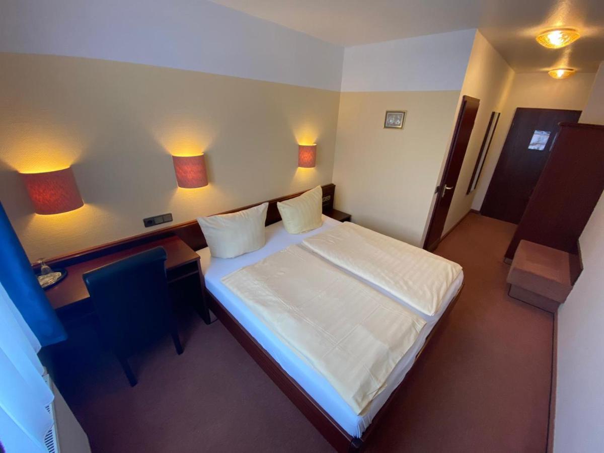 Hotel Goldener Loewe Zeulenroda-Triebes Kültér fotó