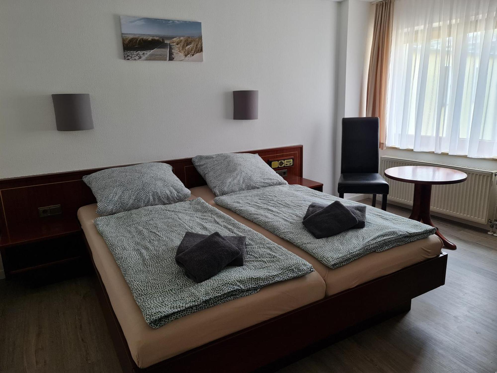 Hotel Goldener Loewe Zeulenroda-Triebes Kültér fotó